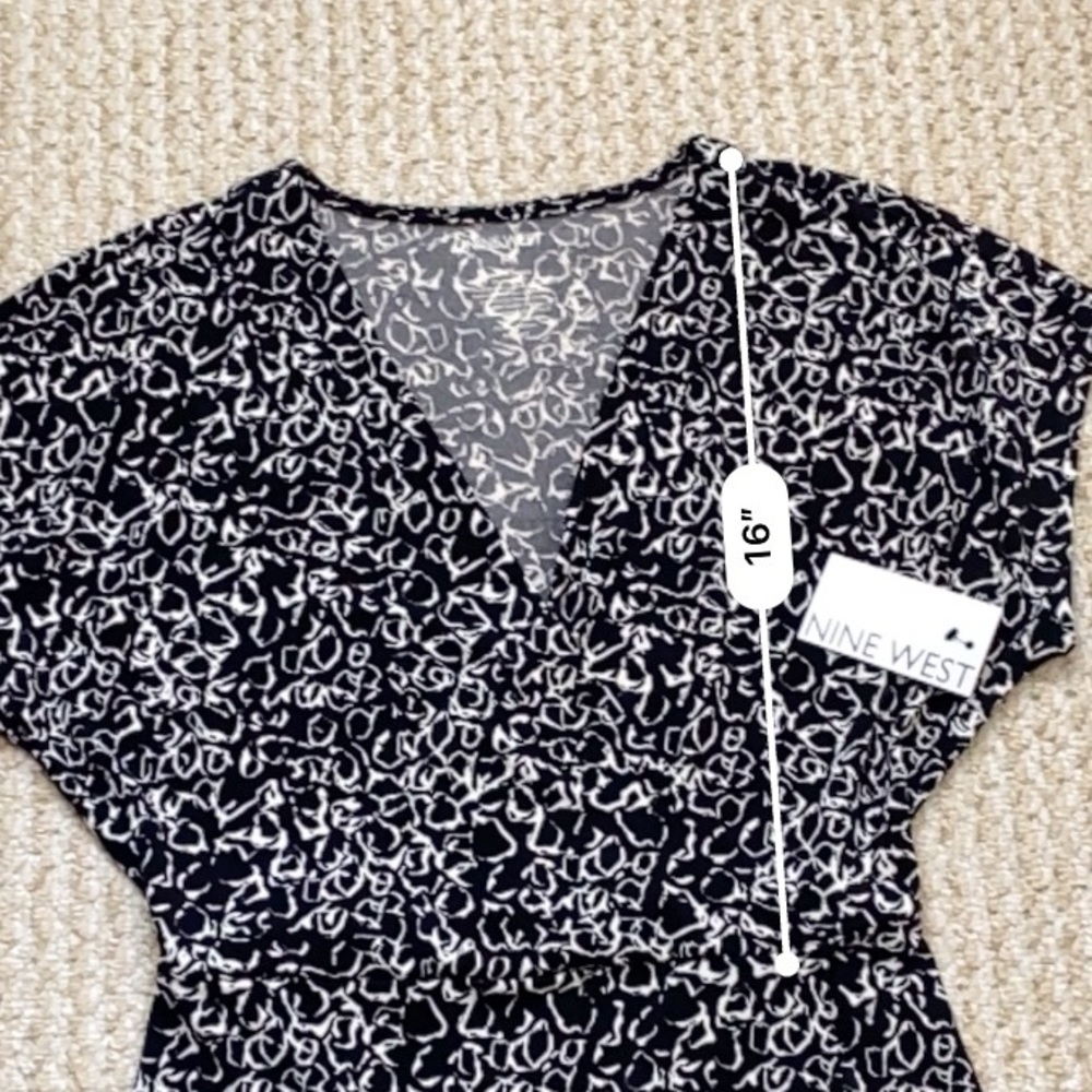 NINE WEST | Wrap Dress Flutter Sleeve Size Medium - Picture 10 of 13